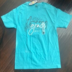 NWT kerasso scripture tee
Small